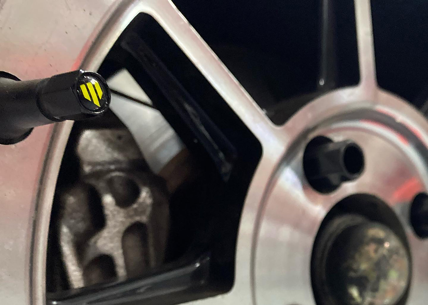 Whiteline 'W' tire Valve Caps
